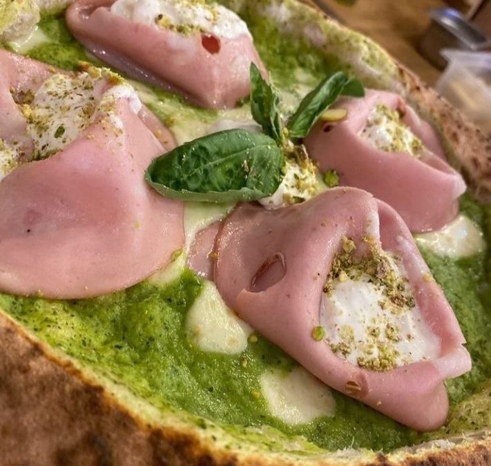 Italian food news of the week in Berlin: special pizzas and white wines for this early spring